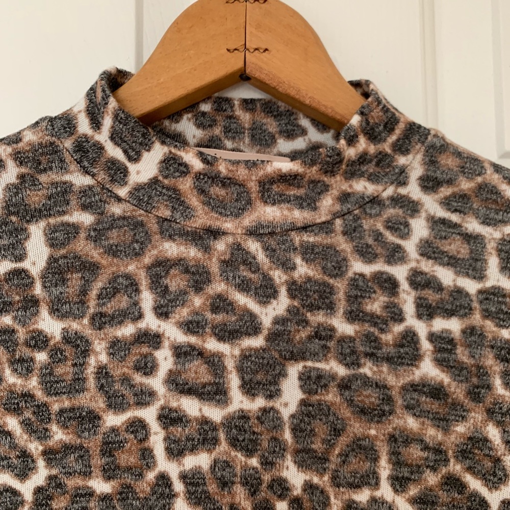 Philosophy Leopard Animal Print Mock Neck Shirt XS - Picture 3 of 7